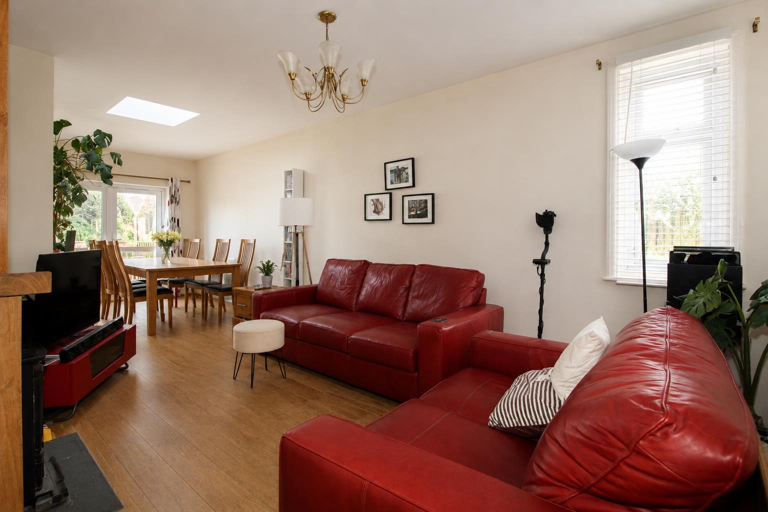 Beechwood Avenue, Tilehurst, Reading
